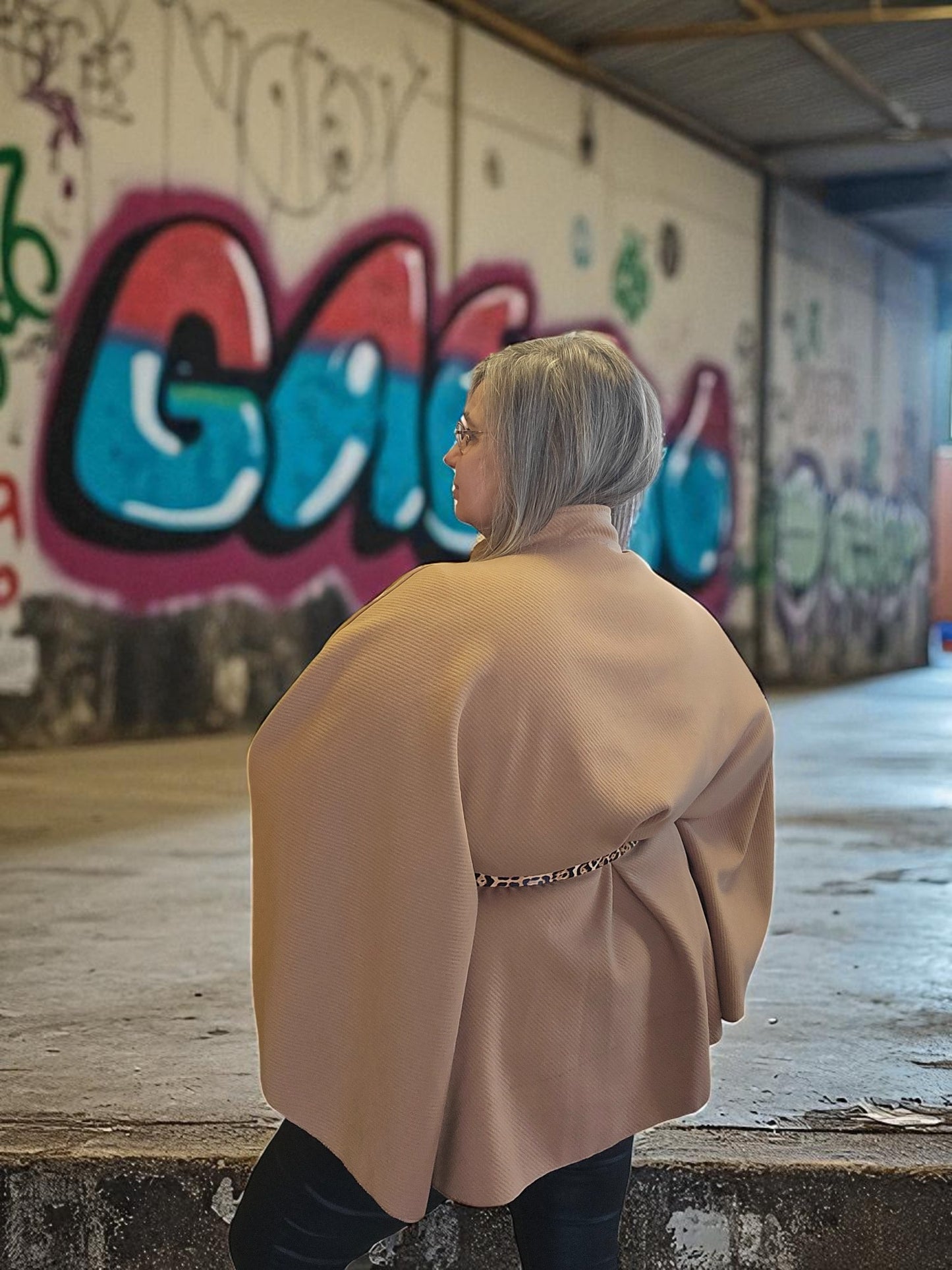 PONCHO/CAPE  ANGELA CAMEL