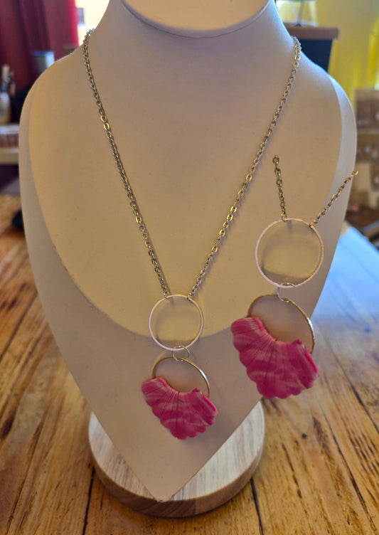 CREATION ARTISANALE collier avec pendentif