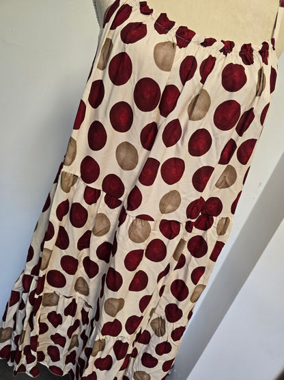 *31 🌿 Robe fluide à volants – Motif Bordeau🌿