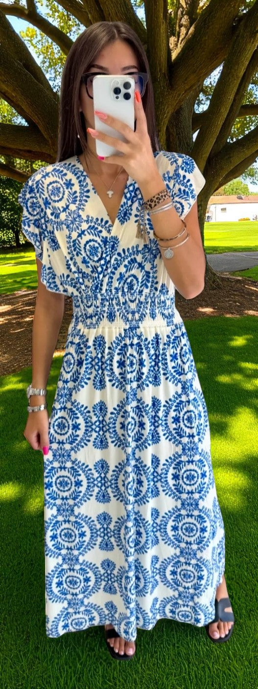 ROBE   CATHERINE    BLEU