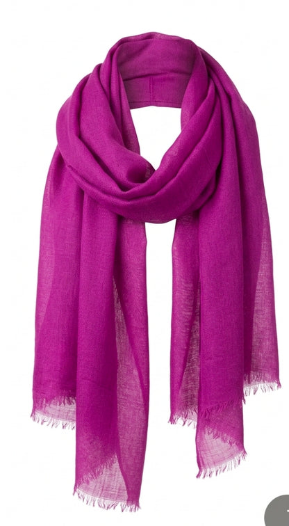 💖 Foulard Uni Magenta – Léger & Élégant