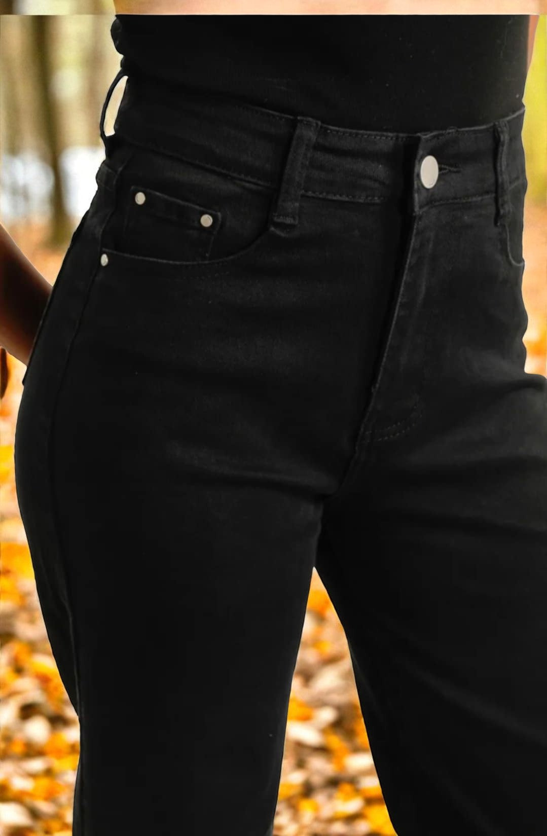 JEANS MOM FIT NOIR AMIRA G-SMACK